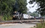 NS 6993 leads train E25 out of Glenwood Yard